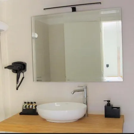 Ξενοδοχείο θεοξένια Ανδρίτσαινα