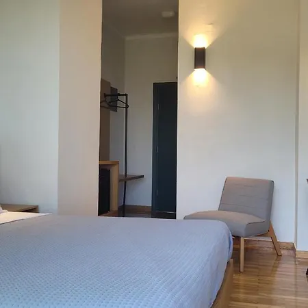 θεοξένια Ανδρίτσαινα