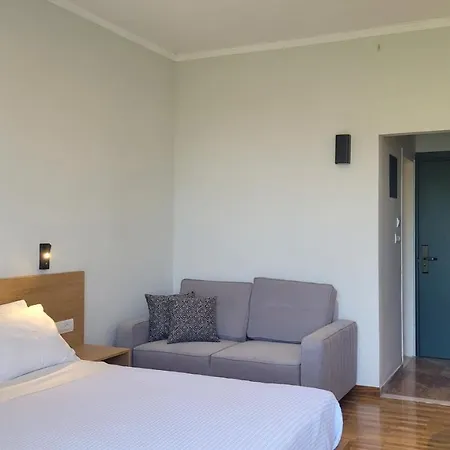 Hotel Theoxenia 3*