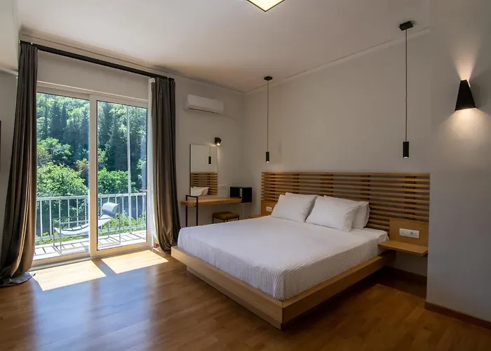 Hotell Theoxenia Andritsaina