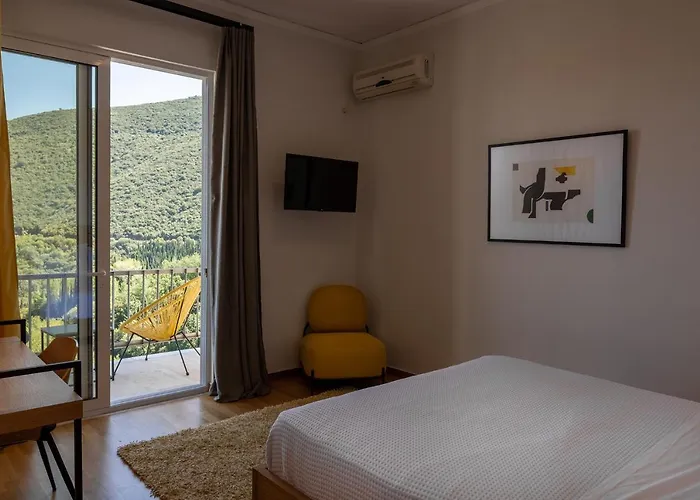 Hotell Theoxenia Andritsaina