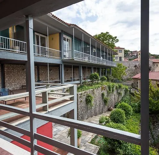 Hotell Theoxenia